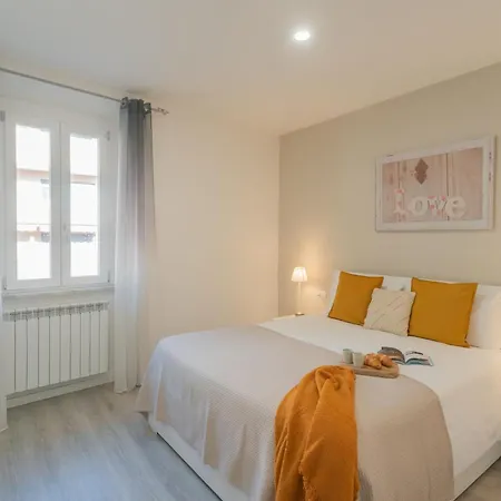 Zezio 44 By Rent Apartment *
