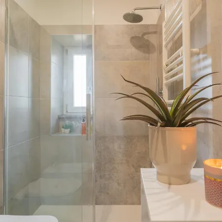 Zezio 44 By Rent * Como