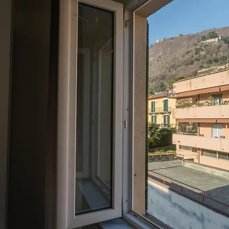 Daire Zezio 44 By Rent Como